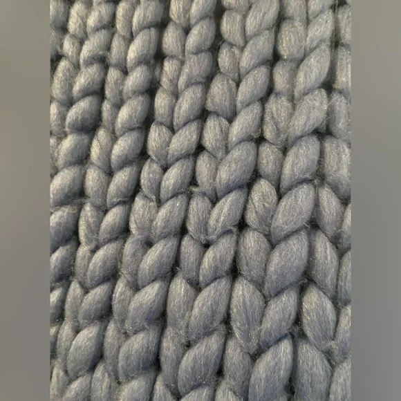 Anthropologie Chunky Cable-Knit Scarf Wrap - Picture 8 of 13